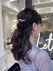 letters wedding hair arrangement
