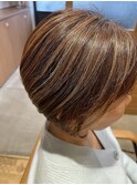 ショートボブ