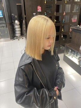 プライズ 錦糸町北口店(prize) ホワイトブロンド 岩崎【錦糸町北口】