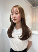 オリーブベージュカラー+