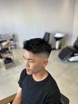 シアター 高崎(THEATER) スキンフェード