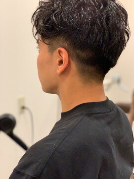 リシェイル(RICHAIR) ツーブロック 強めパーマ