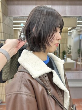 パークレーン アイス イヴェン(park lane ICI yeven) ブリーチなしカラー　オリーブベージュ　レイヤーボブ/momoka