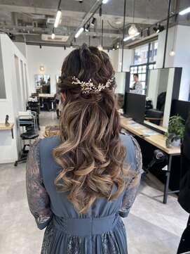 ジーニー 横浜(giinii) ヘアセット_ハーフアップ