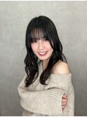 ゆるふわフェミニン前髪ありロングレイヤー黒髪