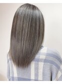 バレイヤージュ×プラチナシルバーカラー