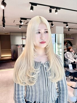 シンシェアサロン 原宿店(Qin shaire salon) ぬきっぱなしブリーチ ハイトーンロング レイヤースタイル