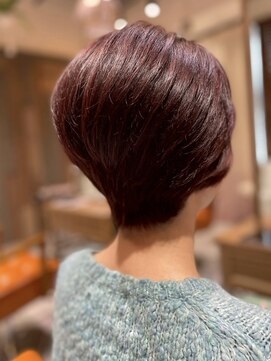 エミュー 大船店(emue) 大船ショートヘア大人ショートボブ白髪ぼかしハイライト白髪染め