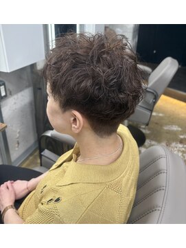 ユーアールキャッスル(UR CASTLE) ショートパーマ
