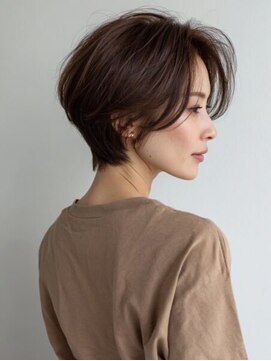 レリーノーブル 西宮北口(RelyNoble) 明るめベージュ×大人ショートで軽やかに[西宮北口/髪質改善]