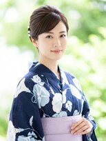 と和 巣鴨 朝顔浴衣に映える、凛とした大人の夜会巻き
