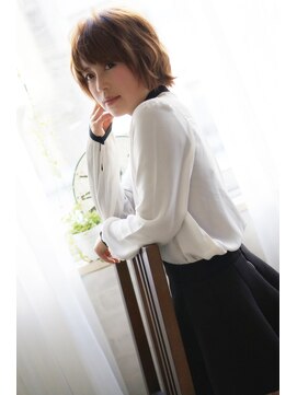 リリーオブザベイス(Lily of the Vase) 小顔☆ショートレイヤーNo.２