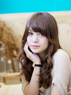 クラン(clan) clan<外国人風キュートミディ＞