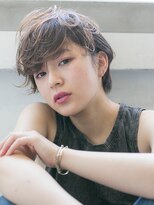 ソーコ 渋谷(SOCO)&nbsp;【SUN】セミウエット耳かけショート☆斜めバング ハニーヘア