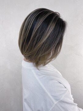 ジゼル(gisele) (小山)筋感バレイヤージュ