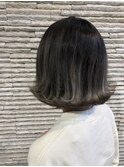 デザインカラー×グレージュボブ外ハネ