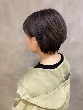 リルア 博多(LIRUA) アッシュグレーショート