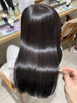 プラグ バイ ネオリーブ(plug by neolive) 前髪×髪質改善 [髪質改善/縮毛矯正/レイヤーカット]韓国J