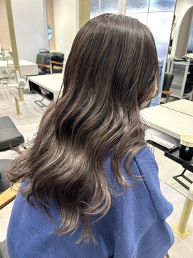 ハグ 横浜(HUG) 艶々グレージュ♪