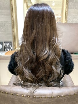 ラトゥーナ 西宮北口店(Ratuna) Ratuna【西宮北口】グレージュ☆グラデーションカラー