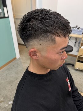 キューズ クラブ(cuz KLUB) 【cuzKLUB 】濡れパン×スキンフェード　バーバースタイル　池袋