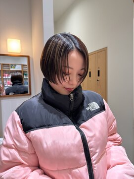 アテナ アヴェダ(ATENA AVEDA) 顔周りレイヤー/ショートボブ