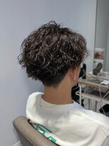 ネオリーブウリ 二子玉川店(Neolive uri)&nbsp;ブルーブラックフェザーパーマサーフカールセンターパート