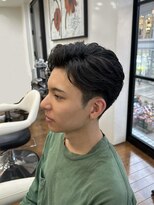 モア 下通店(MORE) ツーブロックスタイル