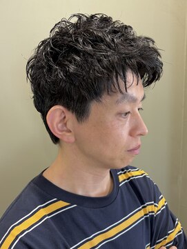 ザメンバイリオス(THE MEN. BY LIOS) 短髪パーマスタイル