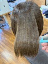 ヘアーズ サエミ 夏の紫外線対策に髪質改善トリートメント♪