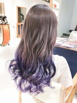 デイズ(days)&nbsp;グレージュグラデーション毛先ブルーバイオレットインナーカラー