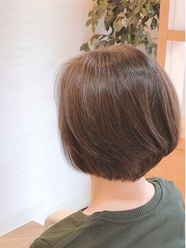 ミウ イシヅミ 石積理美容室(MIU ishizumi) グラデーションボブ