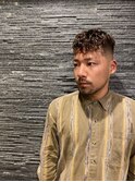 ツーブロックビジネスショートフェードかき上げツイストパーマ