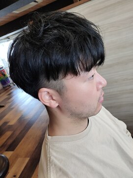 ヘアーメイク トレコローリ(hair make trecolori) 【trecoroli　津田沼】メンズ２ブロックショート