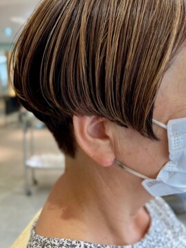 フリップビーアヴェダ(FLIP B AVEDA) 本八幡×市川×似合わせカラー×ナチュラルショート×ミセス