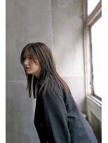 トゥ(TOE)&nbsp;レイヤーカットとストレート