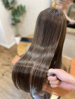 エルムトウキョウ(ELM Tokyo)&nbsp;【髪質改善カラー アッシュシルバー】