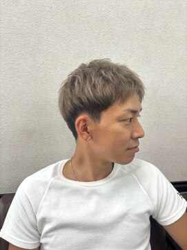 髪屋 ハイトーンカラー・色落ちも楽しめるWカラー