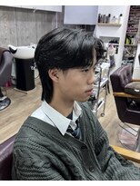 オムファミーユラグ(homme, famille raugh) センターパートウルフ