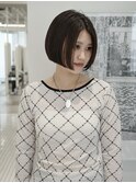 ワンレングスのミニボブ/透明感カラー