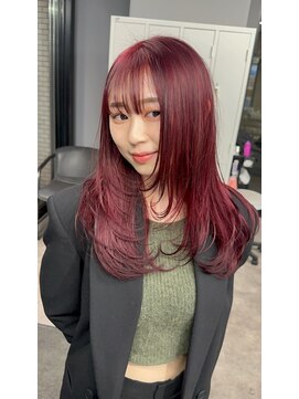 ランズ(LANDS) ボルドー　レイヤーカット　【韓国ヘア大阪梅田】