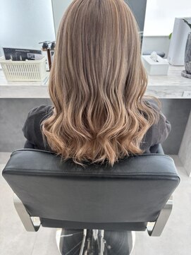 ケーアンドケー(K&K) ベージュ系カラーワンブリーチ