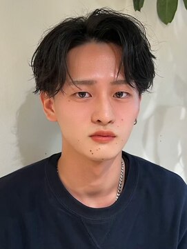 クィーンズガーデンバイケーツーギンザ(QUEEN’S GARDEN by K two GINZA) メンズカット/センターパート/スパイラル/ニュアンスパーマ