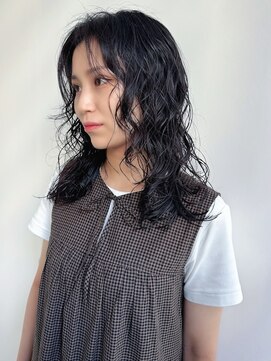 アクシス ナゴヤ(AXIS NAGOYA) セミロングウェーブパーマ
