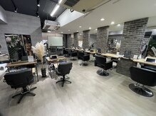 ヘアビューティースタジオ ラルガ(Hair beauty studio Raruga)の雰囲気（全席iPad完備！NetflixやYouTubeで美容室が苦手な方にも快適空間）