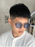 クールなウェットフェードで男らしさを演出