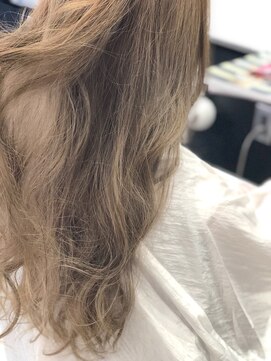 ヘアーデザイン ジェルム(Hair Design germe) ナチュラルベージュ ～しのだスペシャル～