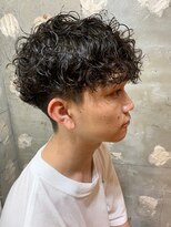 アカ(ACA)&nbsp;ツイストスパイラルパーマメンズパーマメンズマッシュ札幌大通