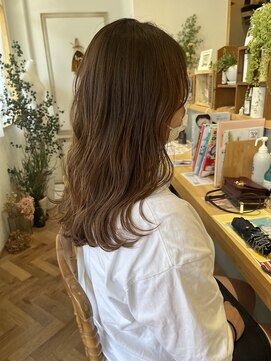 ベルタバイメルク(belta by merc.) ナチュラル可愛い!ベージュ好きさんのベージュカラー