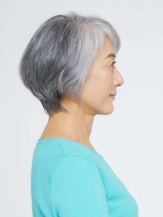 メーカー不明，60年ほど前のベアー 60代ショートヘア アシンメトリーショートヘアです。 60代ヘア